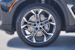 BMW X5 sDrive40i Sports Activity Vehicle 2026