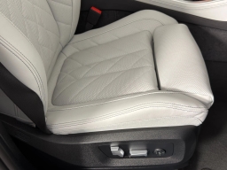 BMW X5 sDrive40i Sports Activity Vehicle 2026