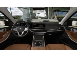 BMW X7 xDrive40i Sports Activity Vehicle 2026