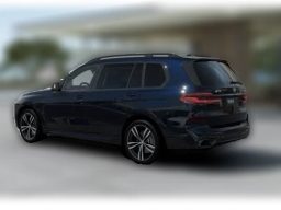 BMW X7 xDrive40i Sports Activity Vehicle 2026