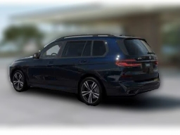 BMW X7 xDrive40i Sports Activity Vehicle 2026