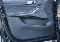 BMW X7 xDrive40i Sports Activity Vehicle 2026