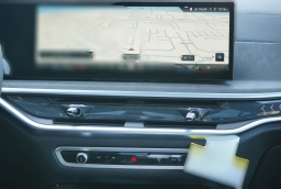 BMW X7 xDrive40i Sports Activity Vehicle 2026