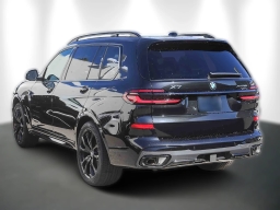 BMW X7 xDrive40i Sports Activity Vehicle 2026