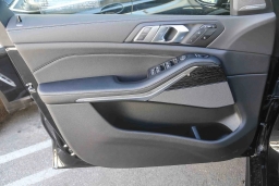 BMW X7 xDrive40i Sports Activity Vehicle 2026