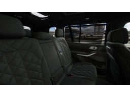 BMW X7 xDrive40i Sports Activity Vehicle 2026