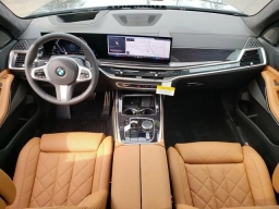 BMW X7 xDrive40i Sports Activity Vehicle 2026