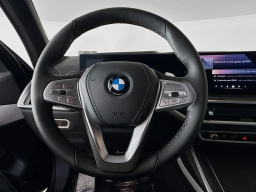 BMW X7 xDrive40i Sports Activity Vehicle 2026