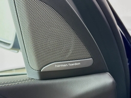 BMW X7 xDrive40i Sports Activity Vehicle 2026