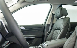 BMW X7 xDrive40i Sports Activity Vehicle 2026