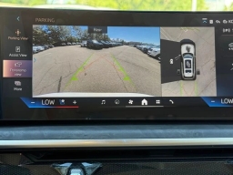 BMW X7 xDrive40i Sports Activity Vehicle 2026