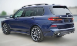 BMW X7 xDrive40i Sports Activity Vehicle 2026