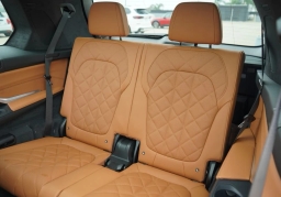 BMW X7 xDrive40i Sports Activity Vehicle 2026