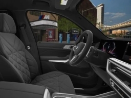 BMW X7 xDrive40i Sports Activity Vehicle 2026