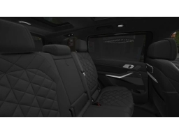 BMW X7 xDrive40i Sports Activity Vehicle 2026