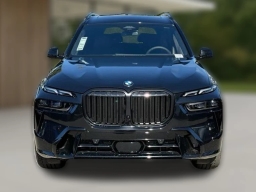 BMW X7 xDrive40i Sports Activity Vehicle 2026