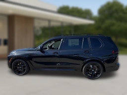 BMW X7 xDrive40i Sports Activity Vehicle 2026