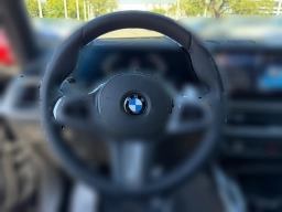 BMW X7 xDrive40i Sports Activity Vehicle 2026