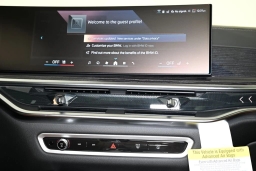 BMW X7 xDrive40i Sports Activity Vehicle 2026