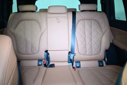 BMW X7 xDrive40i Sports Activity Vehicle 2026