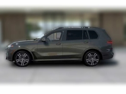 BMW X7 xDrive40i Sports Activity Vehicle 2026