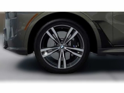 BMW X7 xDrive40i Sports Activity Vehicle 2026