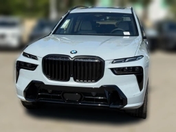 BMW X7 xDrive40i Sports Activity Vehicle 2026