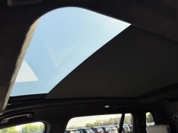 BMW X7 xDrive40i Sports Activity Vehicle 2026