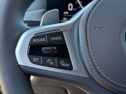 BMW X7 xDrive40i Sports Activity Vehicle 2026