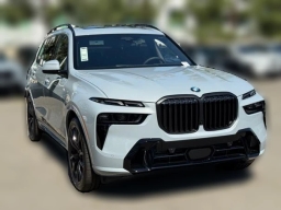 BMW X7 xDrive40i Sports Activity Vehicle 2026