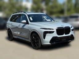 BMW X7 xDrive40i Sports Activity Vehicle 2026