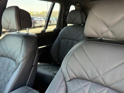 BMW X7 xDrive40i Sports Activity Vehicle 2026