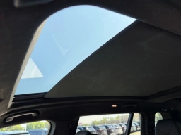 BMW X7 xDrive40i Sports Activity Vehicle 2026