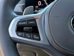 BMW X7 xDrive40i Sports Activity Vehicle 2026