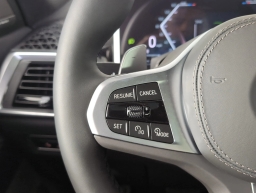 BMW X7 xDrive40i Sports Activity Vehicle 2026