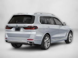 BMW X7 xDrive40i Sports Activity Vehicle 2026