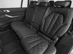 BMW X7 xDrive40i Sports Activity Vehicle 2026
