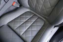 BMW X7 xDrive40i Sports Activity Vehicle 2026