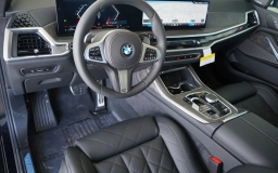 BMW X7 xDrive40i Sports Activity Vehicle 2026