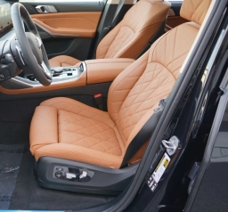 BMW X7 xDrive40i Sports Activity Vehicle 2026