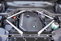 BMW X7 xDrive40i Sports Activity Vehicle 2026