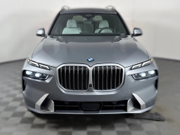 BMW X7 xDrive40i Sports Activity Vehicle 2026