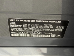 BMW X7 xDrive40i Sports Activity Vehicle 2026