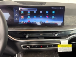 BMW X7 xDrive40i Sports Activity Vehicle 2026