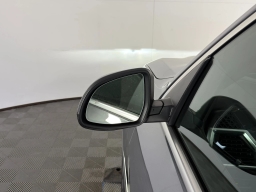 BMW X7 xDrive40i Sports Activity Vehicle 2026