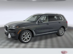 BMW X7 xDrive40i Sports Activity Vehicle 2026