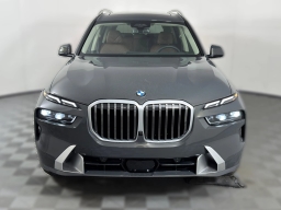 BMW X7 xDrive40i Sports Activity Vehicle 2026