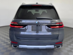 BMW X7 xDrive40i Sports Activity Vehicle 2026
