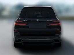 BMW X7 xDrive40i Sports Activity Vehicle 2026