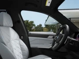 BMW X7 xDrive40i Sports Activity Vehicle 2026